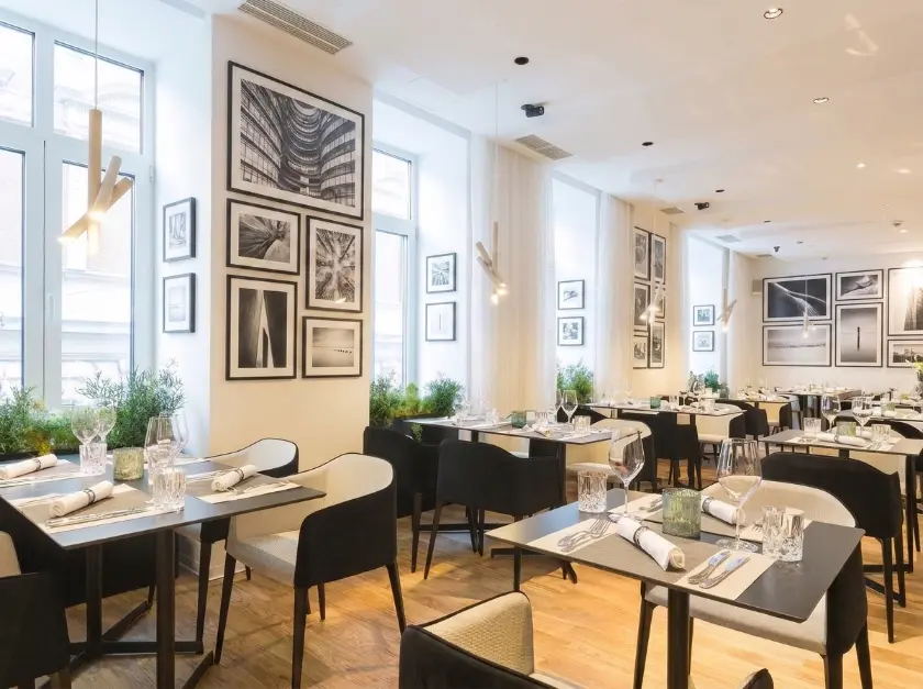 Restaurant après décoration Museno